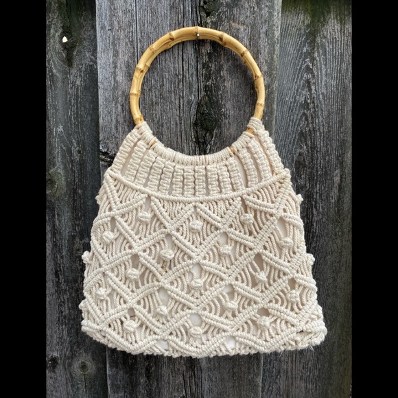 Banana Republic Handbags - 💸Banana republic crochet round handle bag
